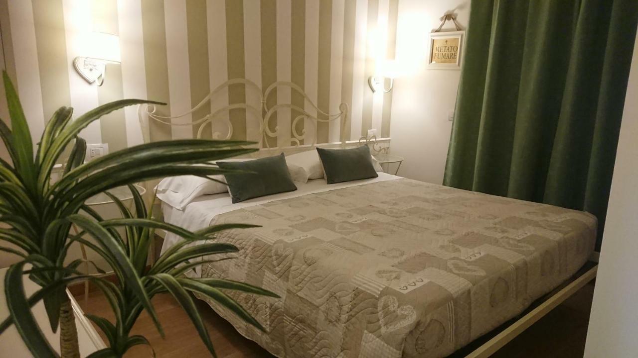 Il Giglio Verde Porto SantʼElpidio エクステリア 写真